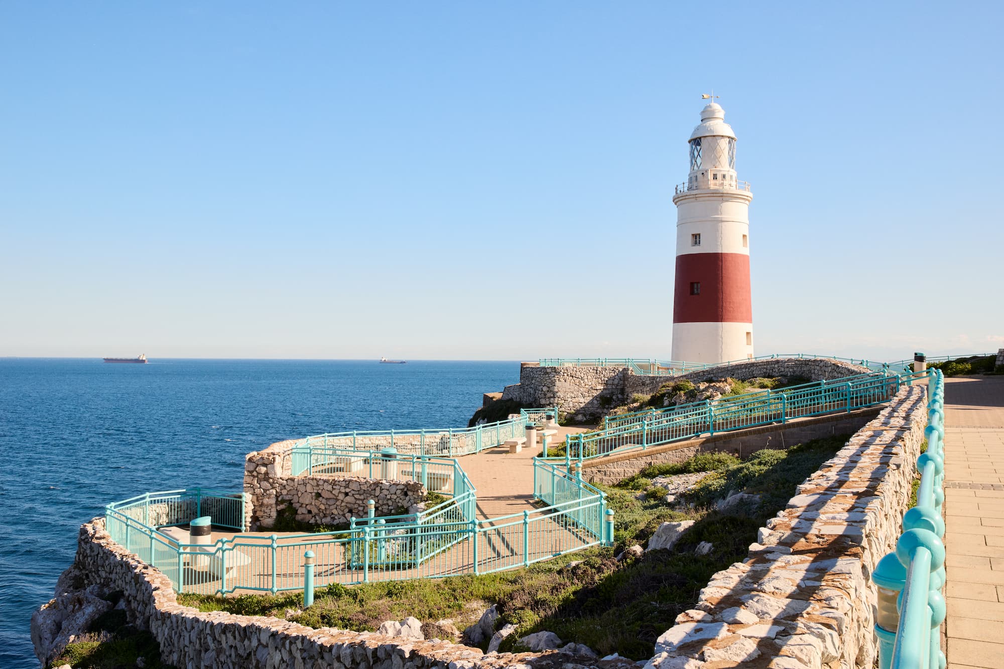 picture of a lighthouse